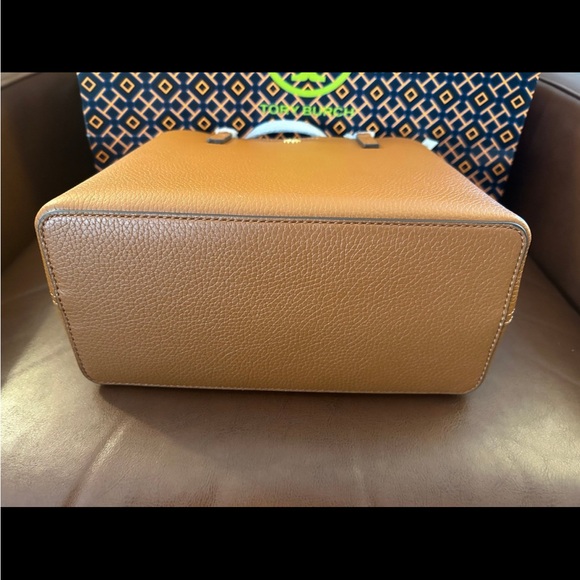 Tory Burch Crossbody - Picture 3 of 11